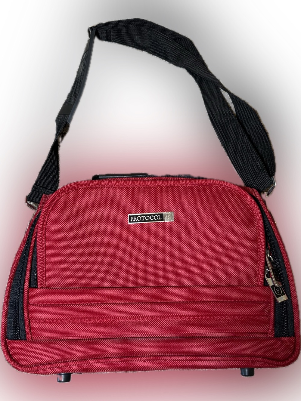 E156 Protocol Travel Shoulder Bag